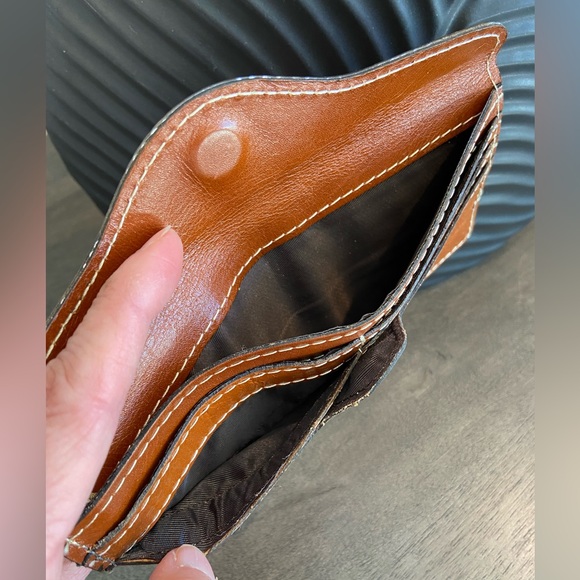 slim Leather Patricia Nash Valentia sleeve magnetic closure card cash holder - Picture 9 of 16